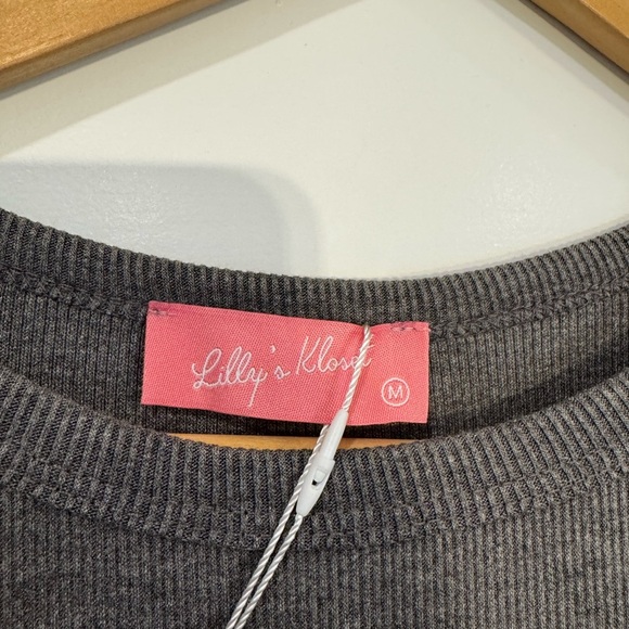 🔵 NWT LILLY’S KLOSET GRAY RIBBED FRONT KNOT LONG SLEEVE DRESS SIZE MEDIUM - Picture 7 of 8